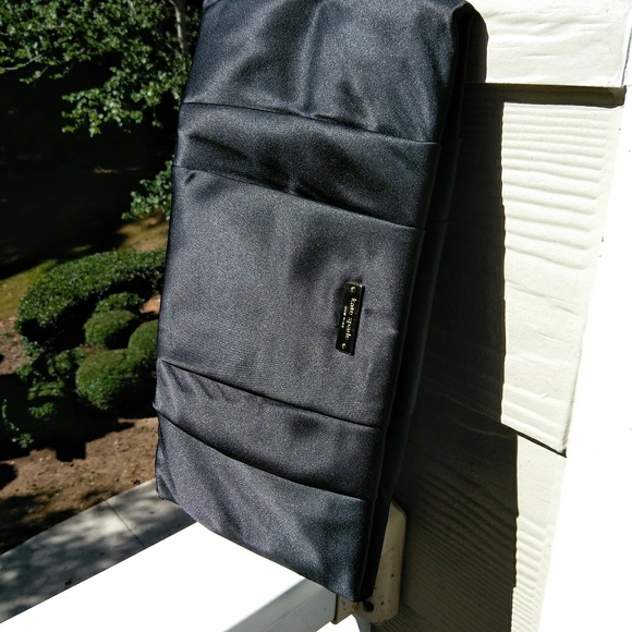 Purse - Picture 3 of 3